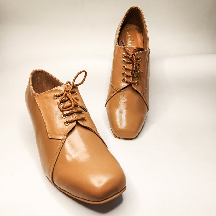 Clover Hazelnut Oxfords