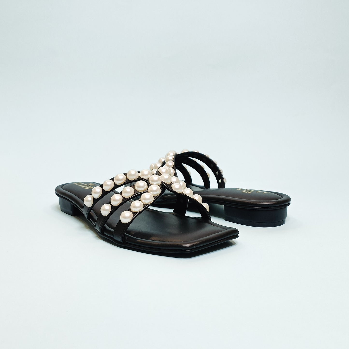 T shaped Pearl Flats