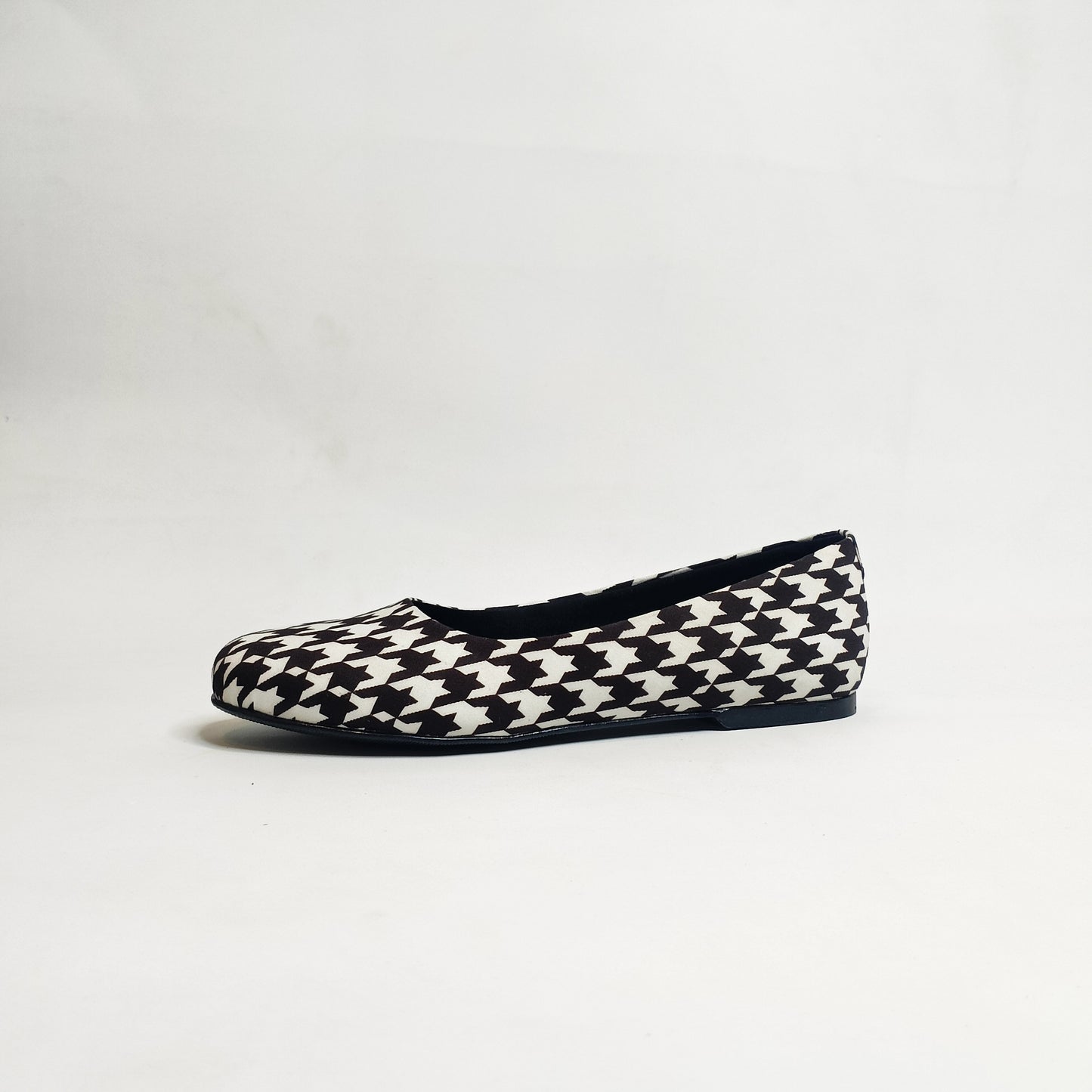 Houndstooth Ballerinas