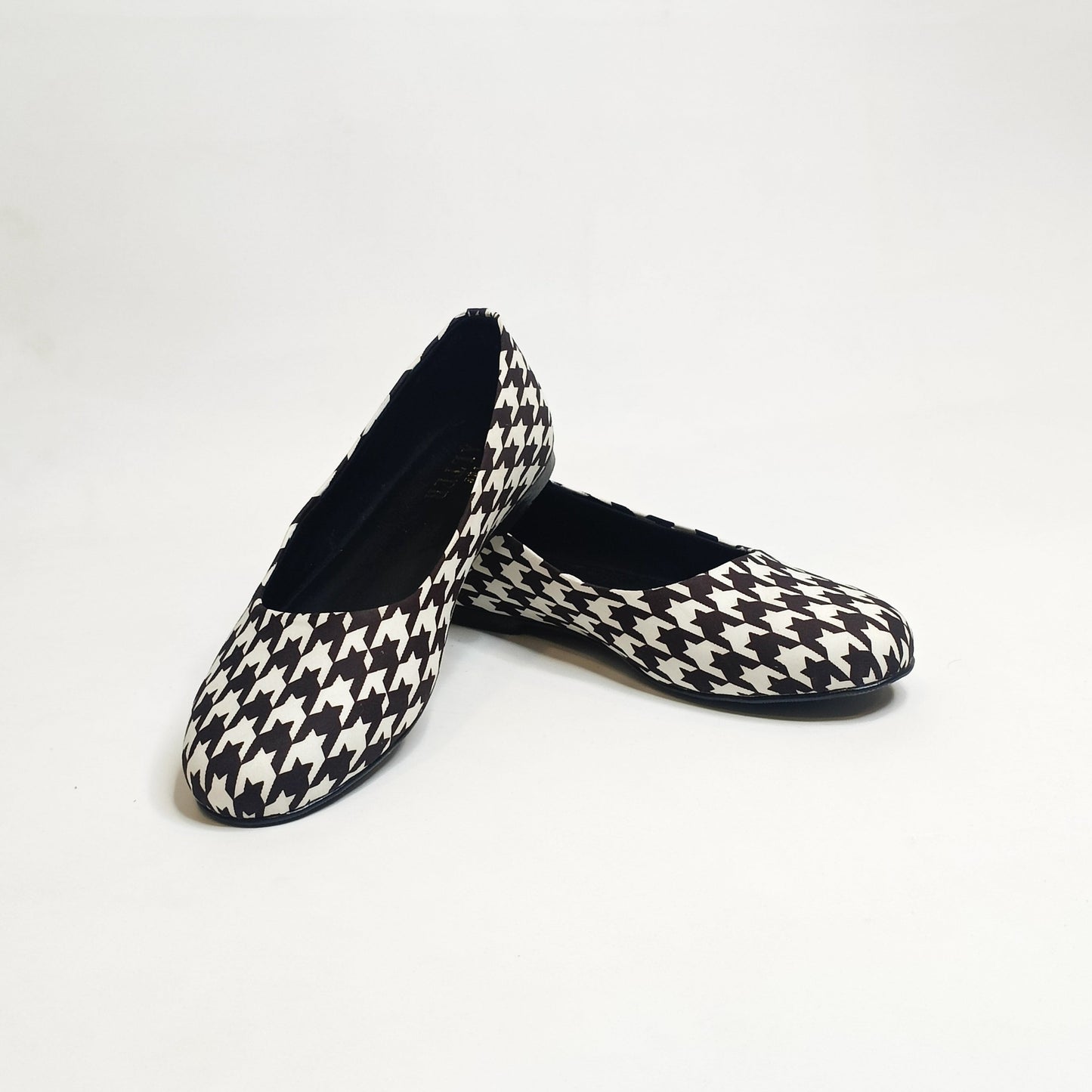 Houndstooth Ballerinas