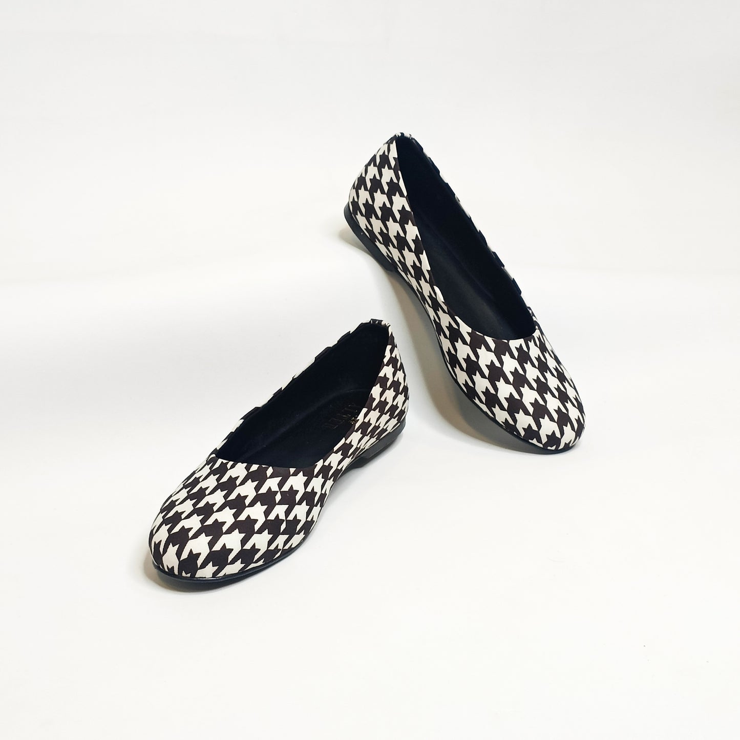 Houndstooth Ballerinas